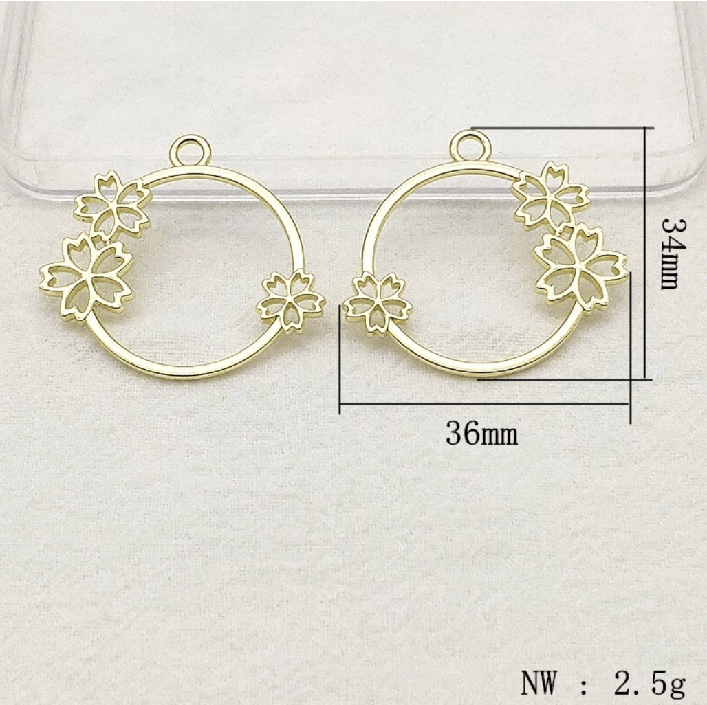 Sundaylace Creations & Bling Earring Findings 34*36mm Round Gold hoops with Flower Charm for Necklace Earring Connectors, Earring Findings