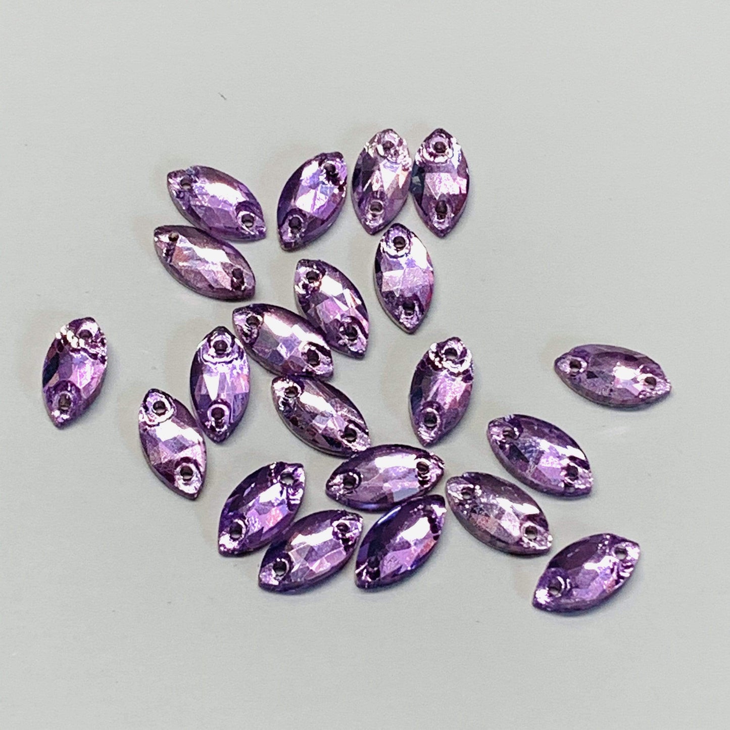 Sundaylace Creations & Bling Glass Gems 5*10mm Light Purple Mini Navette, Sew on, Glass Gem *Sold in 12 gems*