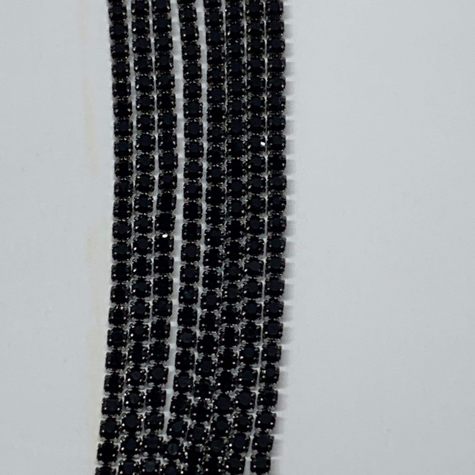 Sundaylace Creations & Bling SS4 Metal Rhinestone Chain Ss4 Black Stone, Gunmetal Metal Rhinestone Chain, Dense Chain, 33" inches