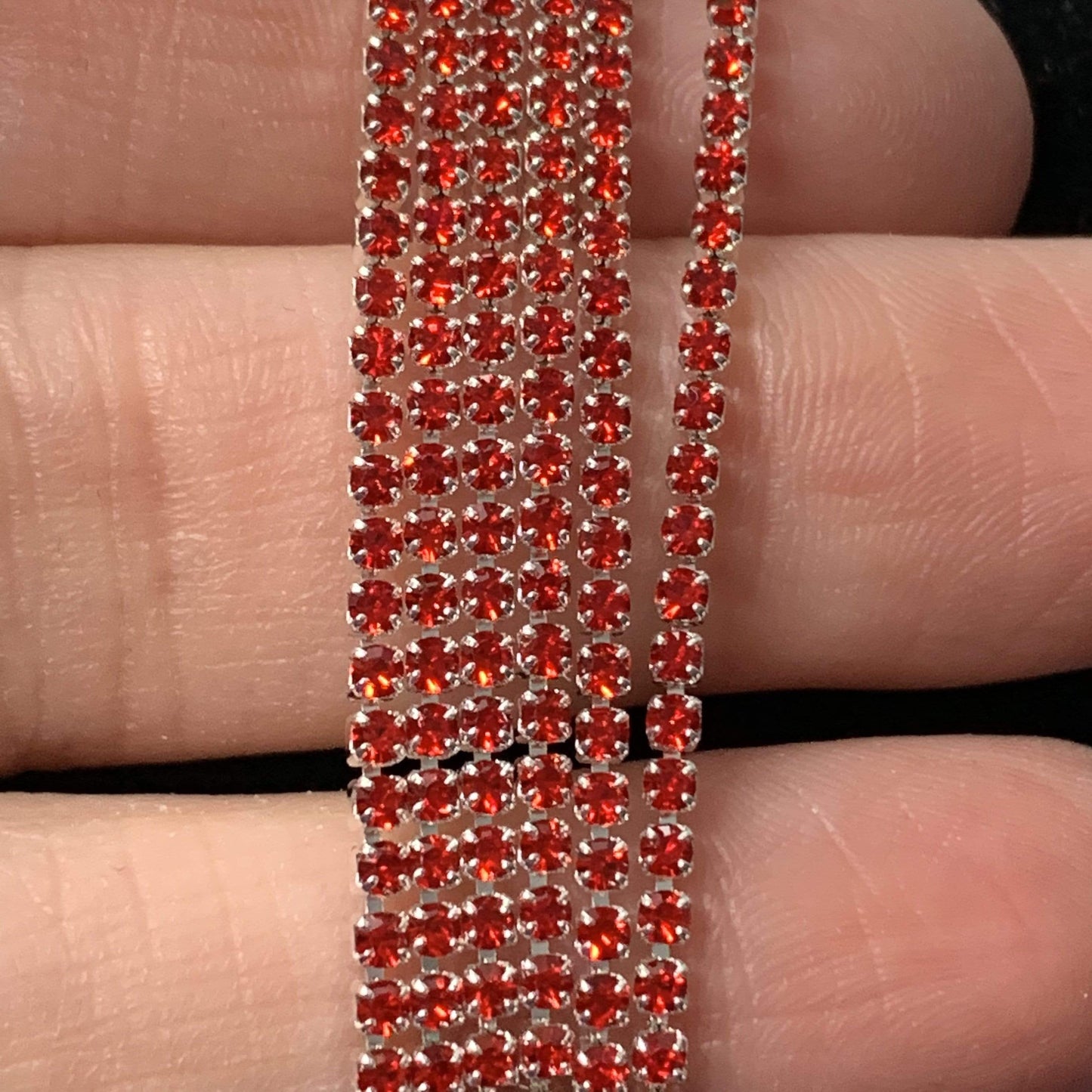 Sundaylace Creations & Bling SS4 Metal Rhinestone Chain Ss4 Red Stone, on Silver Metal Rhinestone Chain, Dense Chain 33"