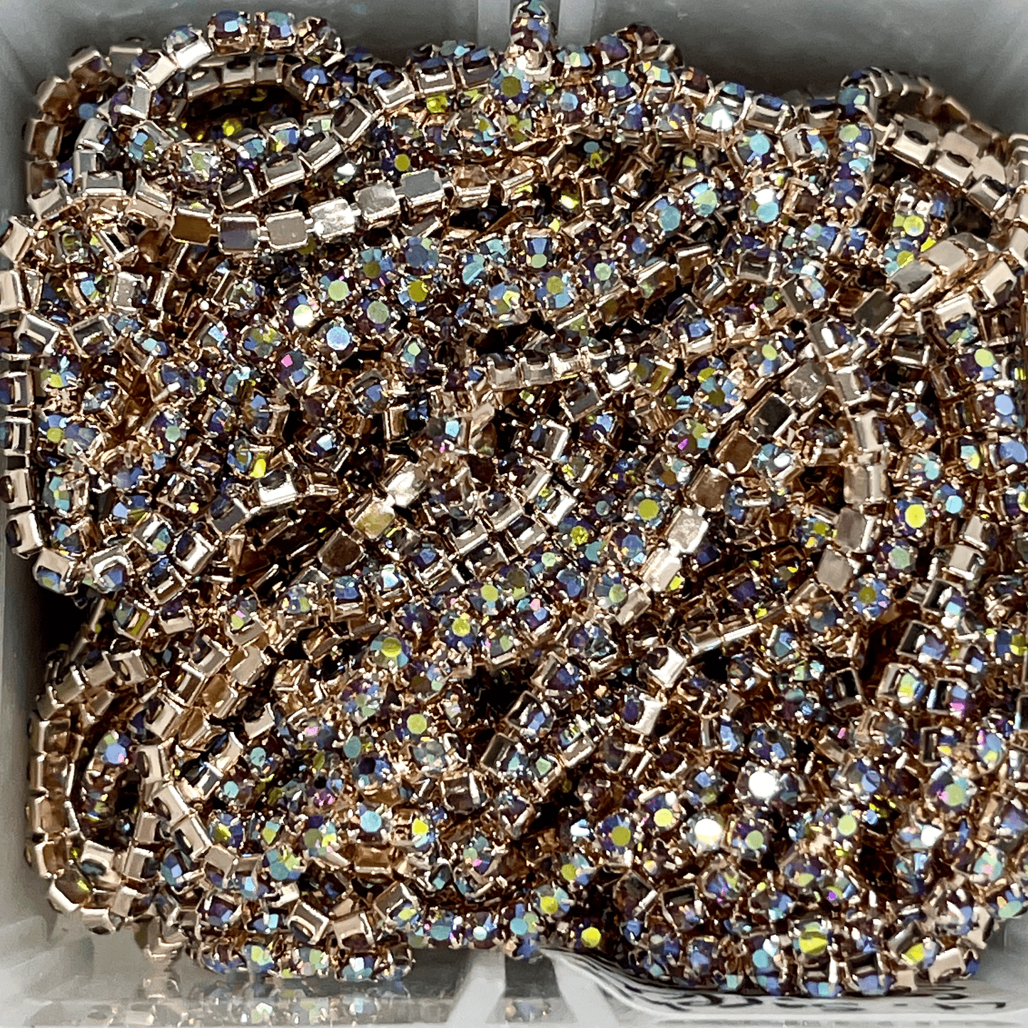 Sundaylace Creations & Bling SS6 Metal Rhinestone Chain Ss6 Light Sapphire (Periwrinkle) AB Rhinestone with Champagne Dense Chain, Rhinestone Metal Chain