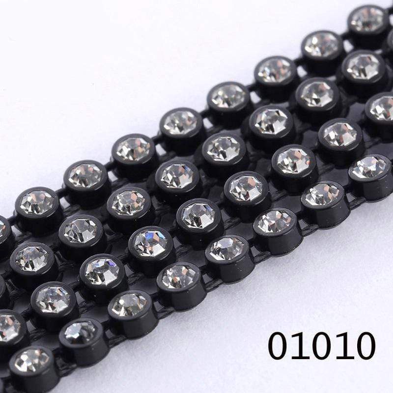 Sundaylace Creations & Bling Ss6 Plastic Rhinestone Banding Rope Black Ss6 Plastic Rhinestone Banding Chain Rope, CLEAR cut on various colours, Sold in yard