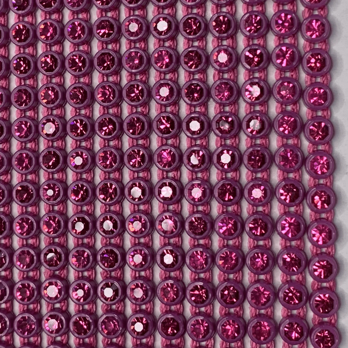 Sundaylace Creations & Bling Ss8 Plastic Rhinestone Banding Rope Ss8 Plastic Rhinestone Chain Banding, Raspberry- Fuchsia Pink Stone, Coloured Stone Plastic Cup Rhinestone Banding Chain